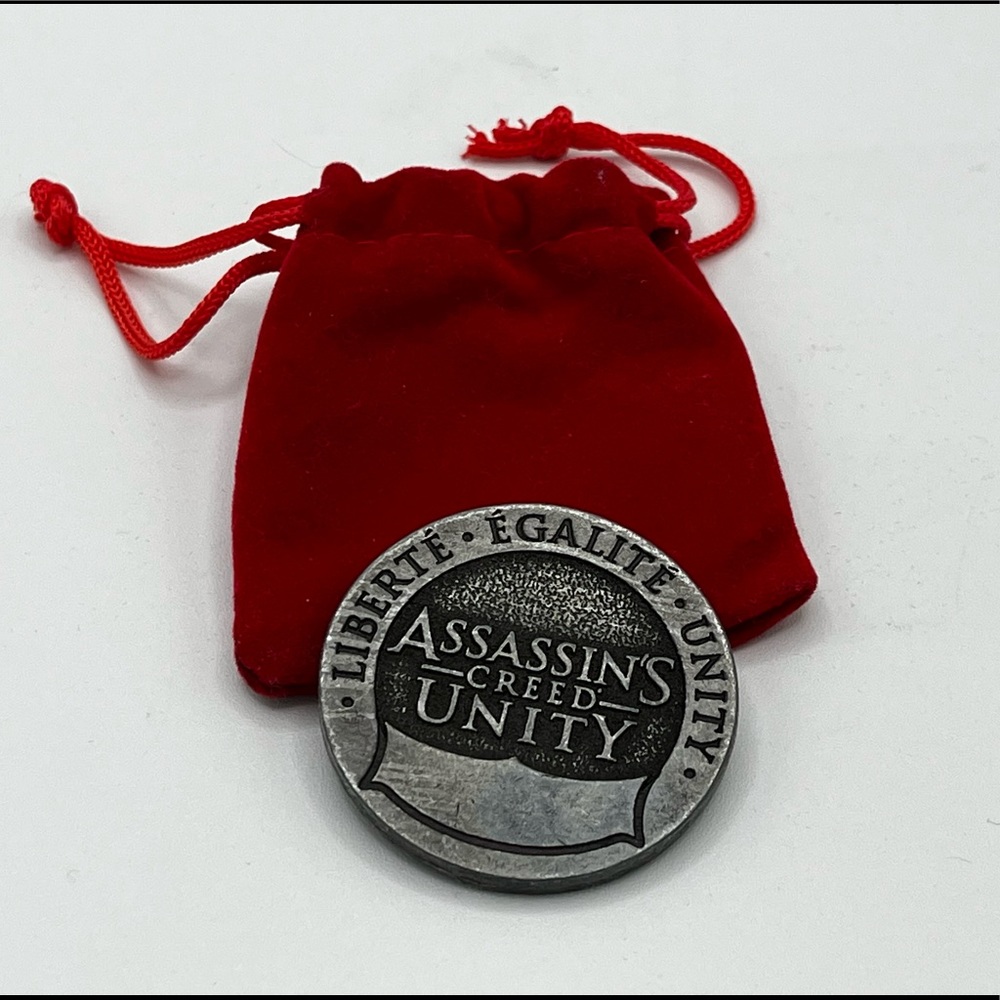 Assassin’s Creed Unity Coin - Picture 2 of 11
